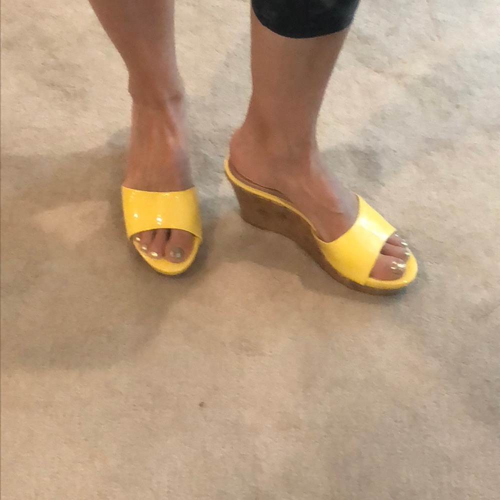 Sandal